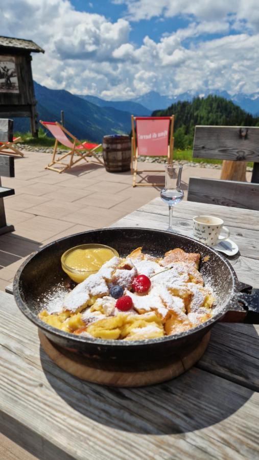 Almgasthaus Glocknerblick Otel Großkirchheim Dış mekan fotoğraf